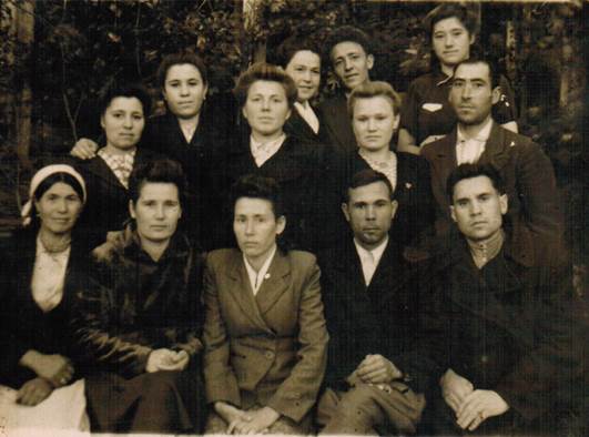 Учителя Латышовской школы в 1949 году